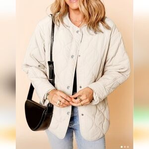 NWOT Very Light Grey-Tan Quilted Women's Jacket. Casual Snap-Front Coat XXL